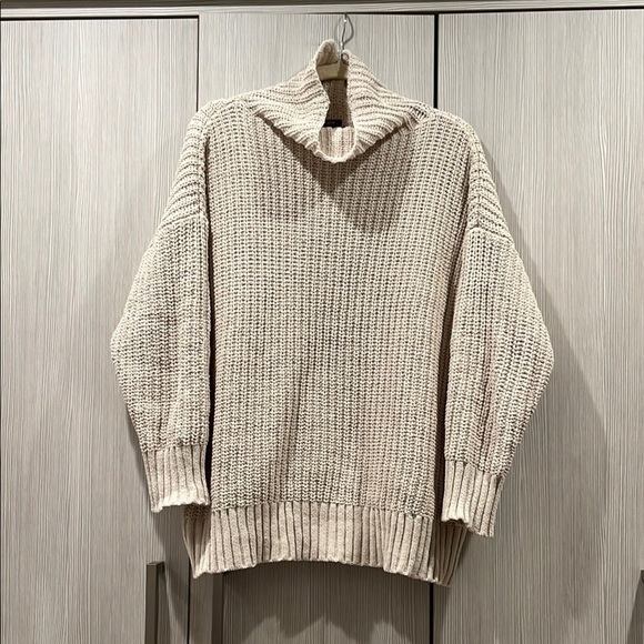 Aerie | Dreamspun Oversized Chunky Knit Mock Neck Sweater | Cream | Medium - Picture 4 of 13